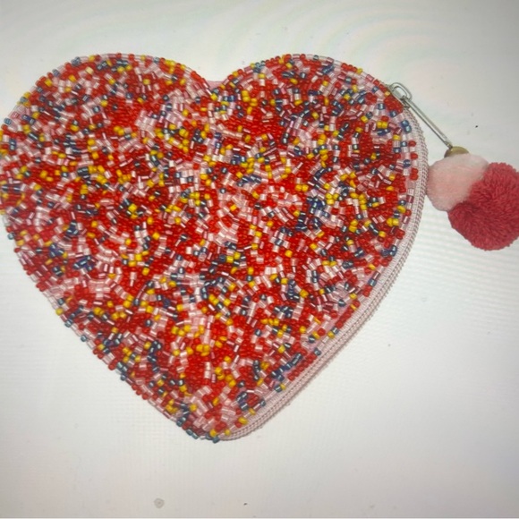Sprinkles Heart Beaded Pouch - Picture 5 of 5